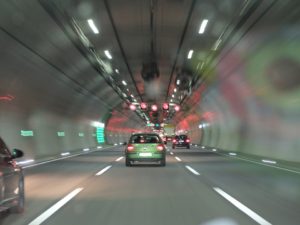 Chyby při řízení automobilu, které jsou v Česku důvodem dopravních nehod