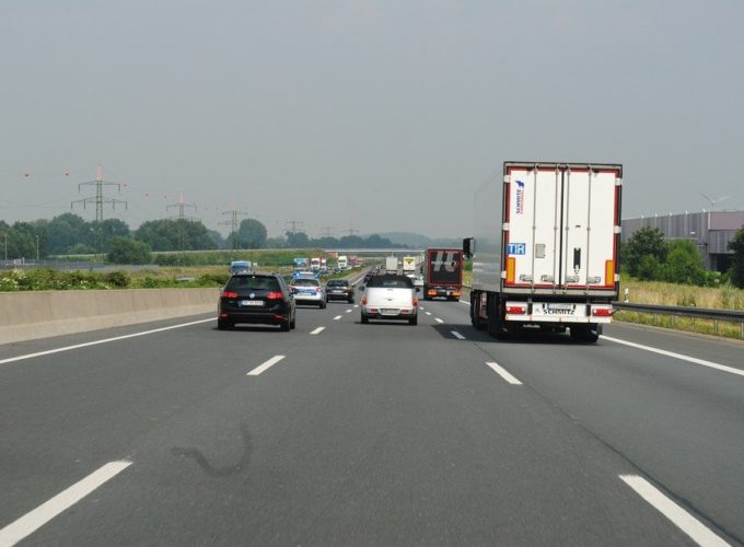 Jaké změny chystá ministerstvo v autoškolách?