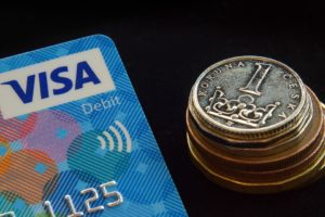 Koruna dlouhodobě posiluje