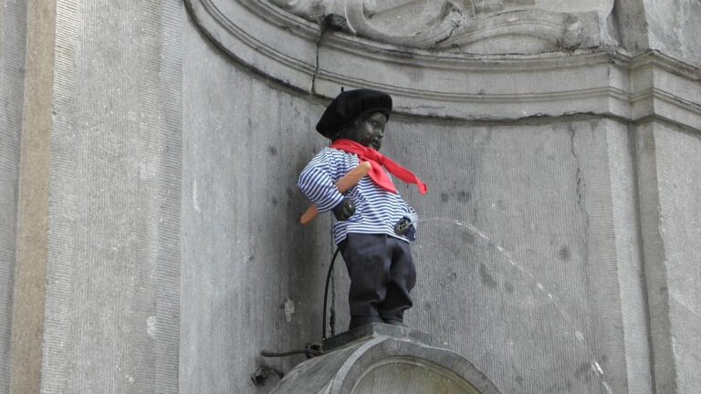 Manneken Pis: odkud je legenda a co je doložené